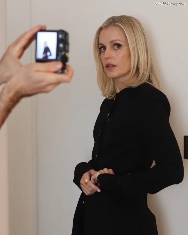 Denise Gough photo 21 of 27