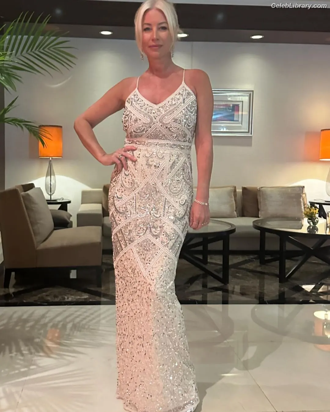 Denise van Outen photo 2 of 258