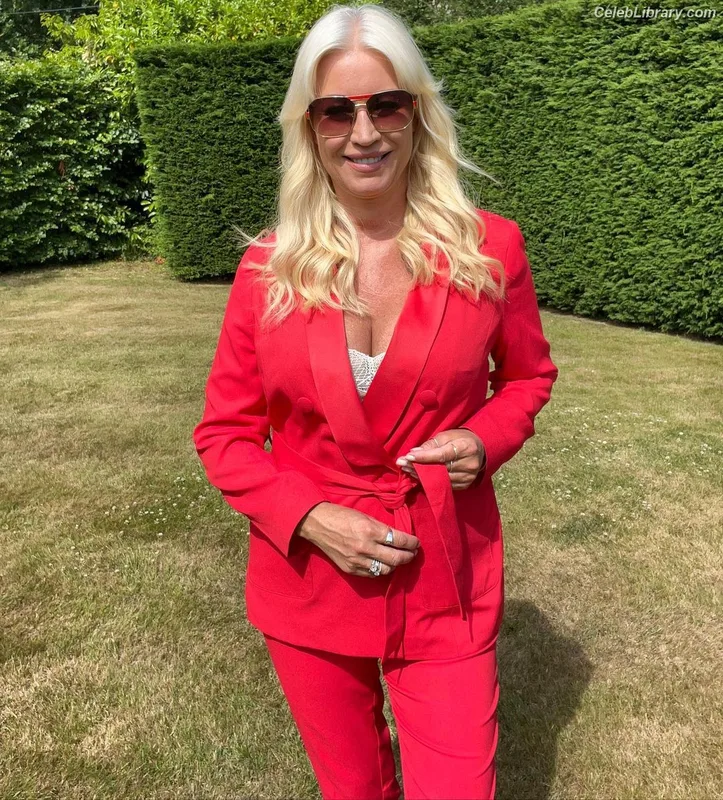 Denise van Outen photo 13 of 259