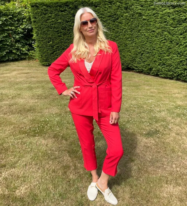 Denise van Outen photo 16 of 259