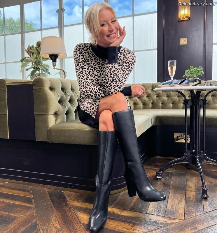 Denise van Outen photo 1 of 259