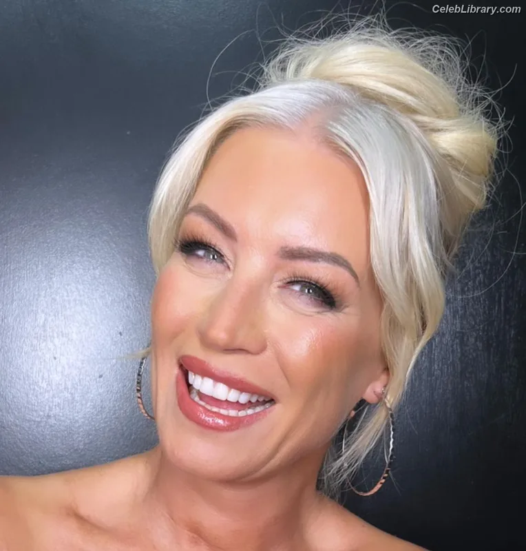 Denise van Outen photo 3 of 259