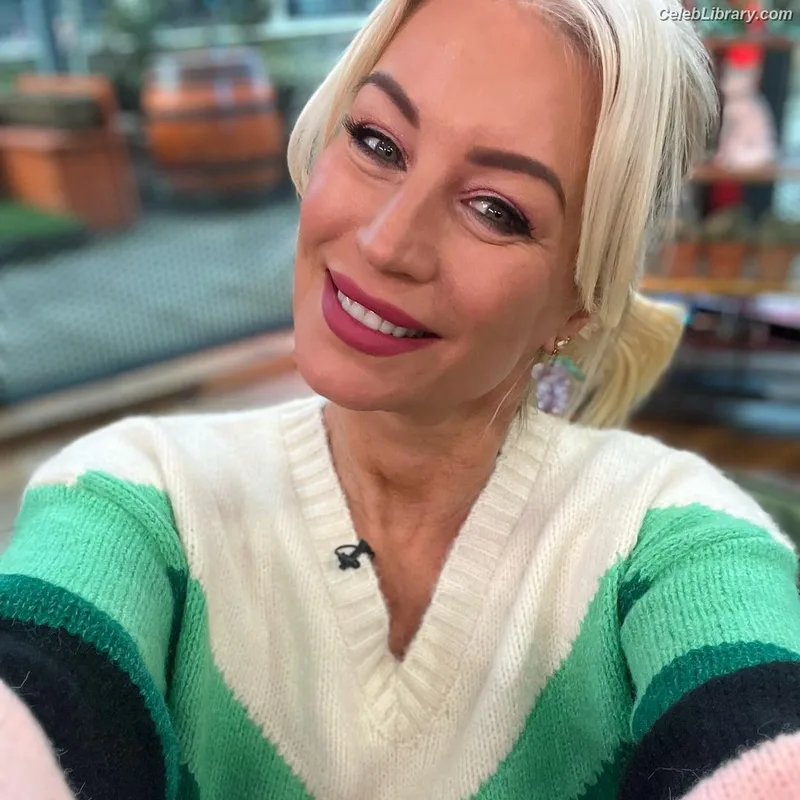 Denise van Outen photo 10 of 259