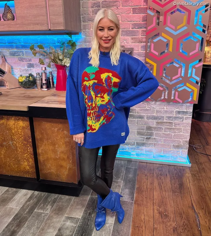 Denise van Outen photo 16 of 259