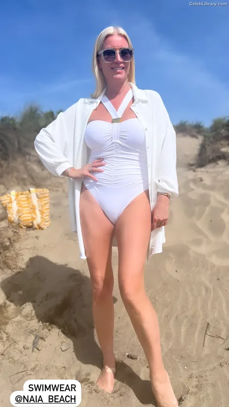 Denise van Outen photo 2 of 259