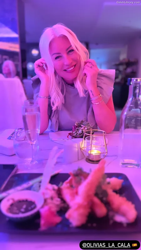 Denise van Outen photo 6 of 259