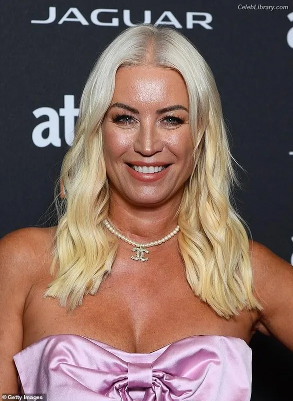 Denise van Outen photo 15 of 259