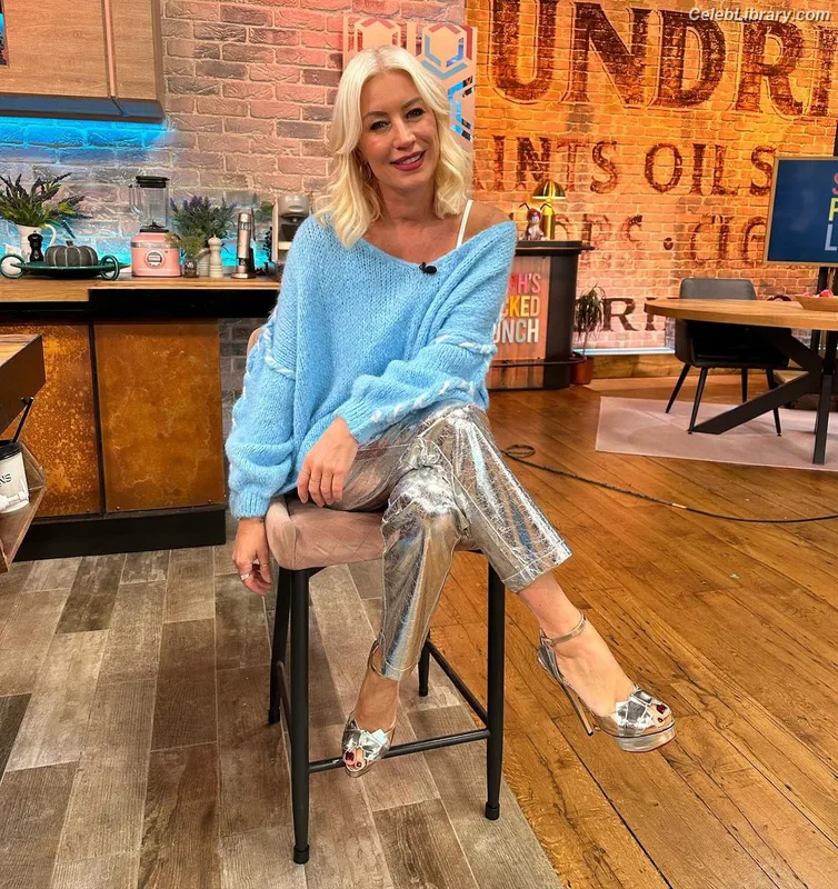 Denise van Outen photo 13 of 259