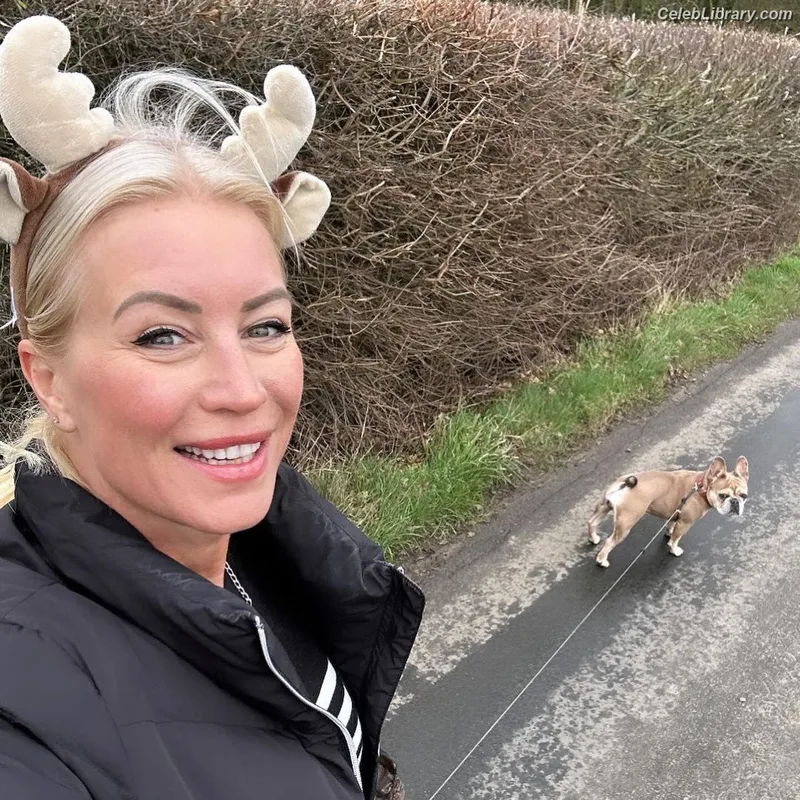 Denise van Outen photo 1 of 259