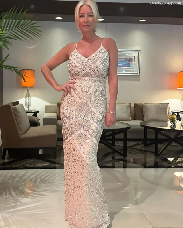 Denise van Outen photo 2 of 259