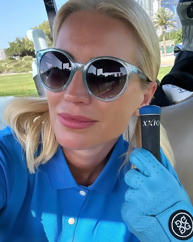 Denise van Outen photo 6 of 259