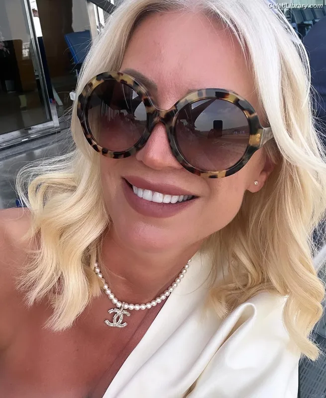 Denise van Outen photo 12 of 259