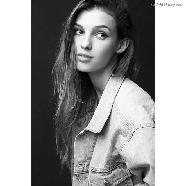 Denyse Tontz photo 5 of 75