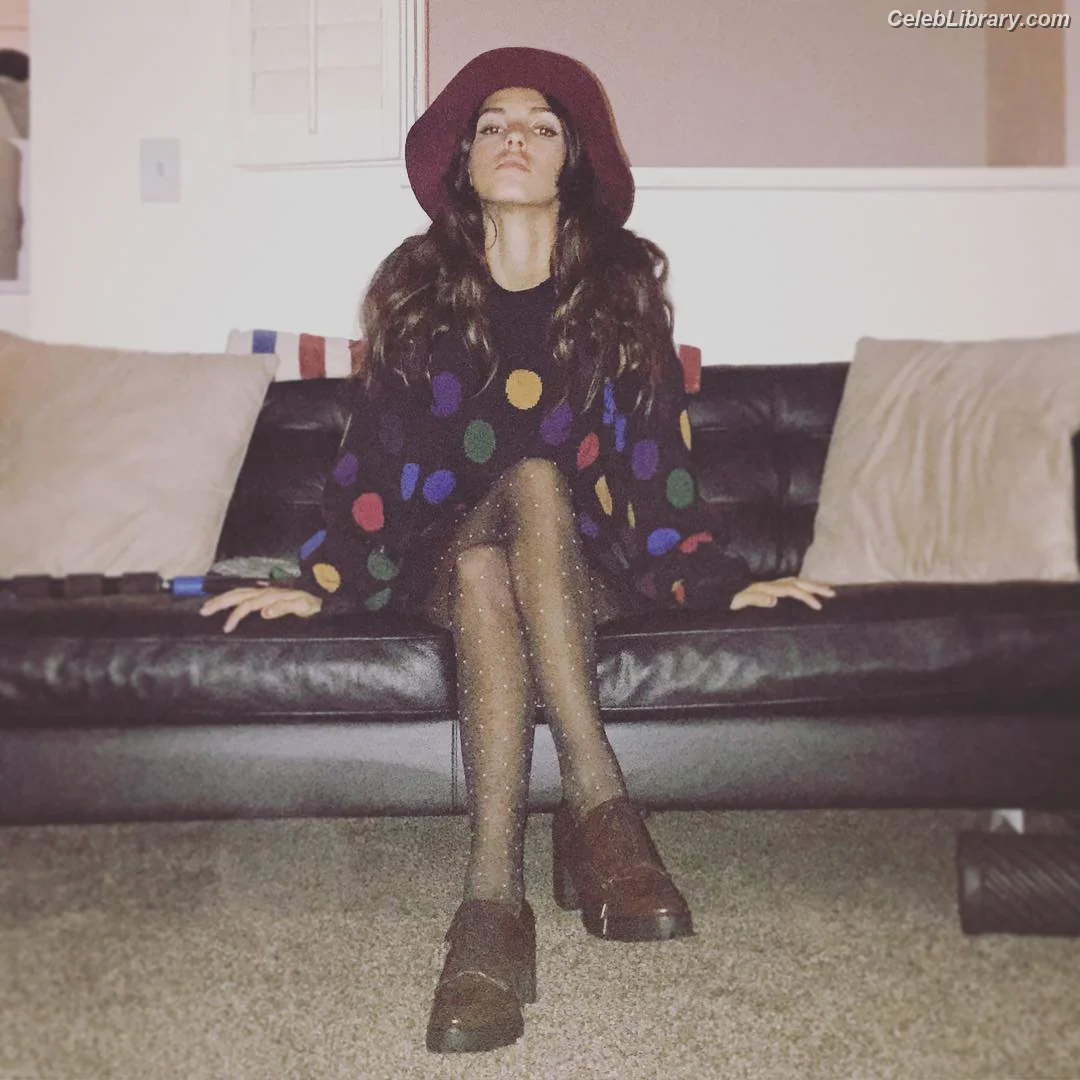 Denyse Tontz photo 5 of 75