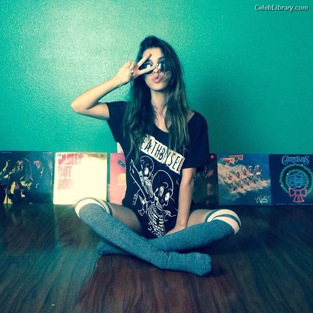 Denyse Tontz photo 1 of 76