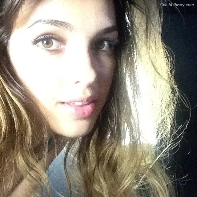 Denyse Tontz photo 8 of 76