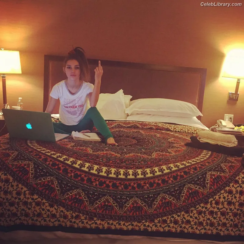 Denyse Tontz photo 7 of 76