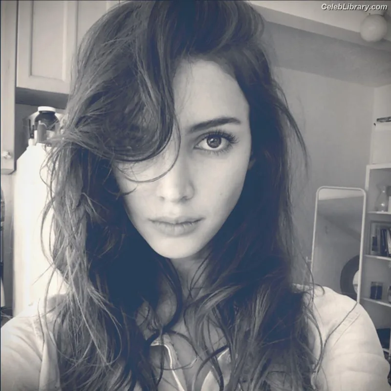 Denyse Tontz photo 9 of 76