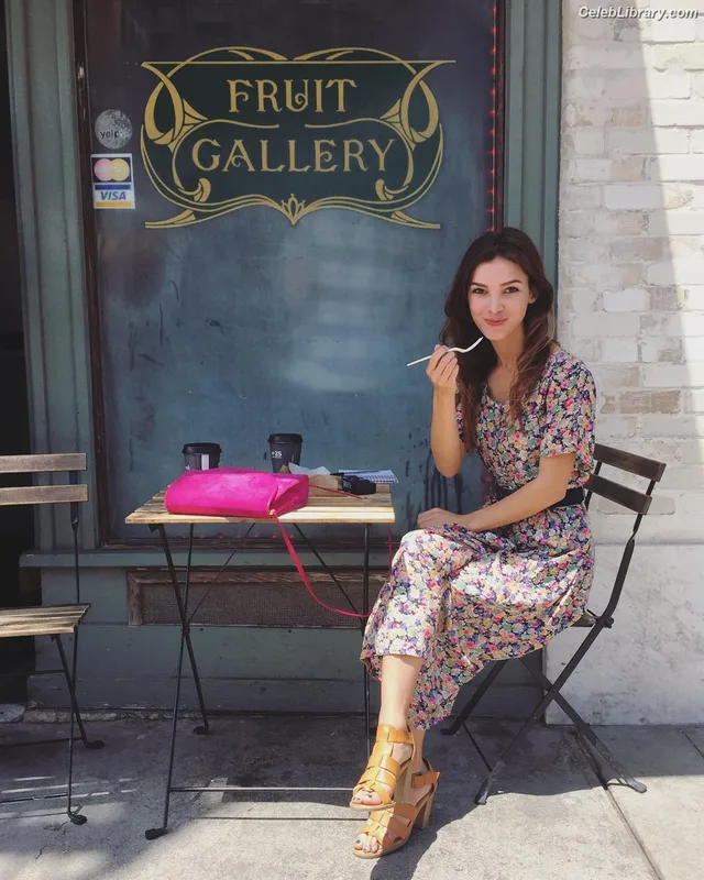 Denyse Tontz photo 12 of 76