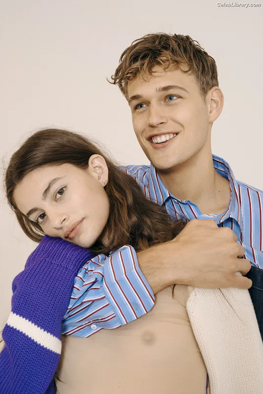 Diana Silvers photo 11 of 152