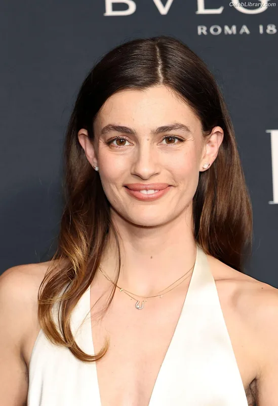 Diana Silvers photo 4 of 152