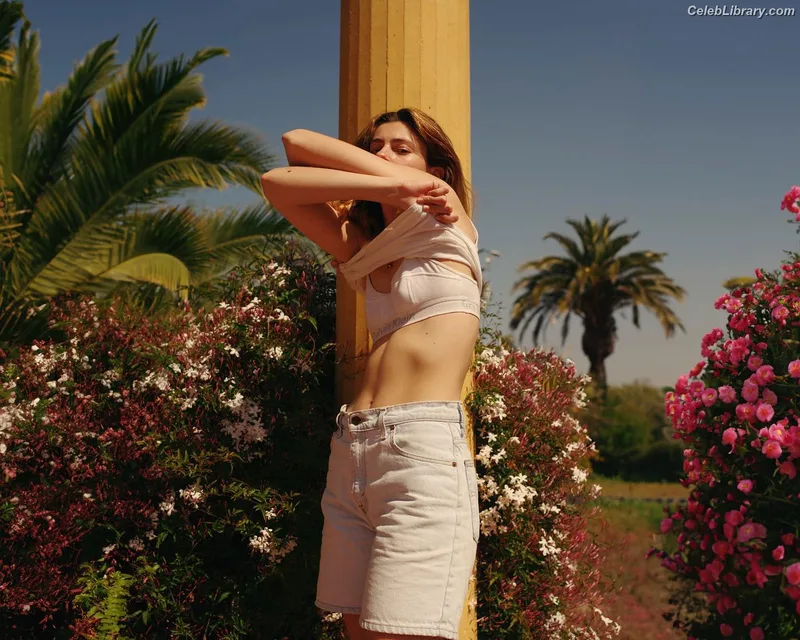 Diana Silvers photo 5 of 152