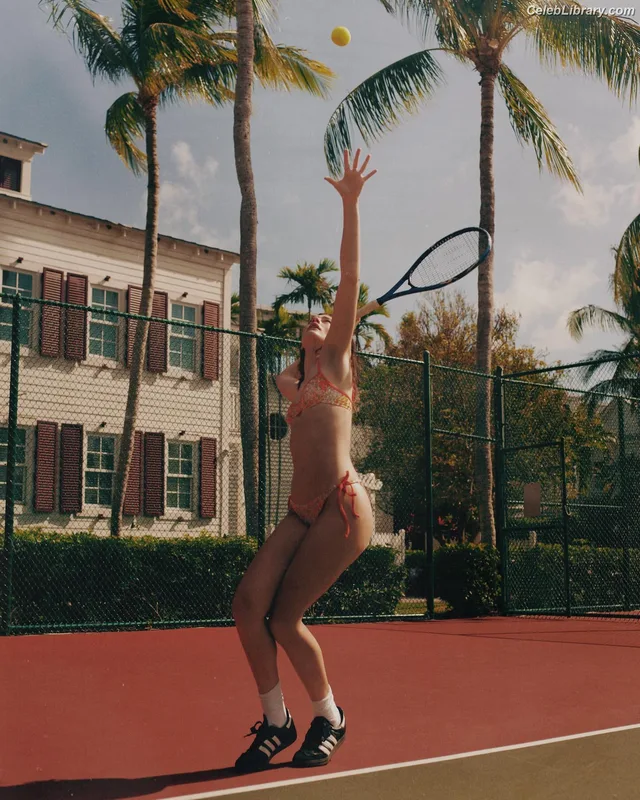 Diana Silvers photo 18 of 152