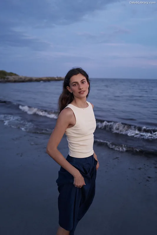 Diana Silvers photo 2 of 152