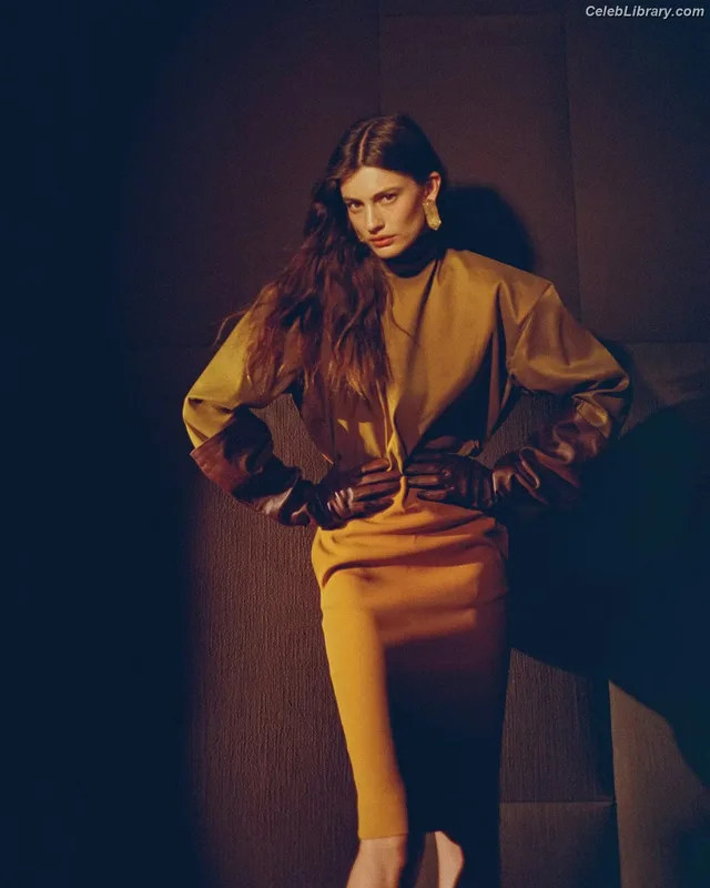 Diana Silvers photo 18 of 152