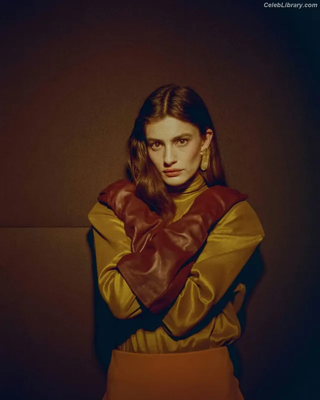 Diana Silvers photo 2 of 152