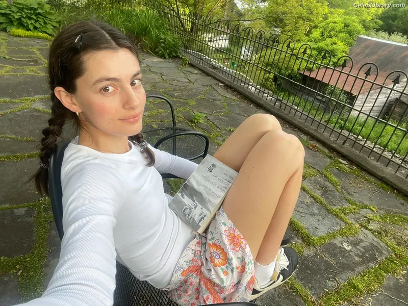 Diana Silvers photo 8 of 152