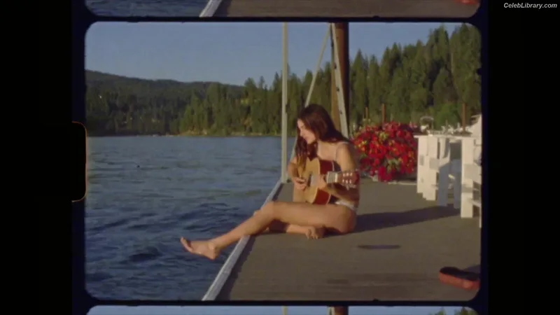 Diana Silvers photo 5 of 152