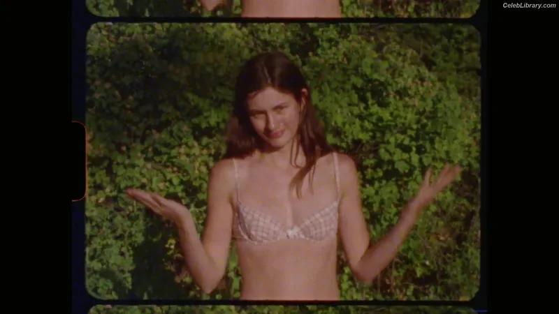 Diana Silvers photo 10 of 152