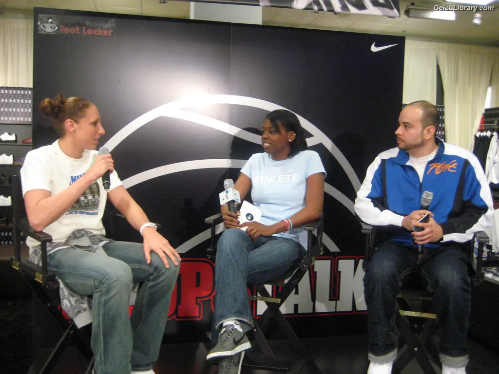 Diana Taurasi photo 4 of 87