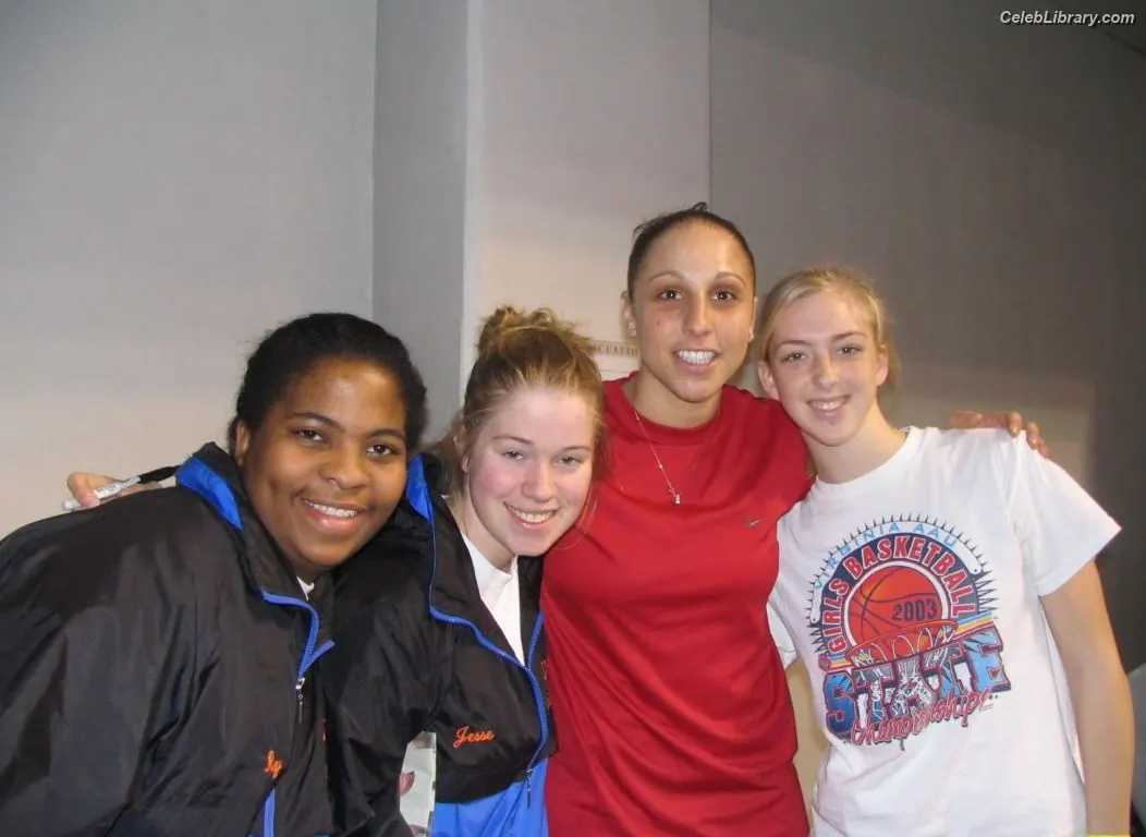 Diana Taurasi photo 10 of 87