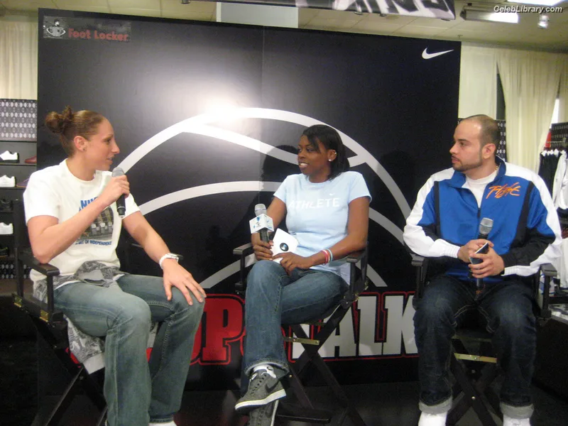 Diana Taurasi photo 4 of 87