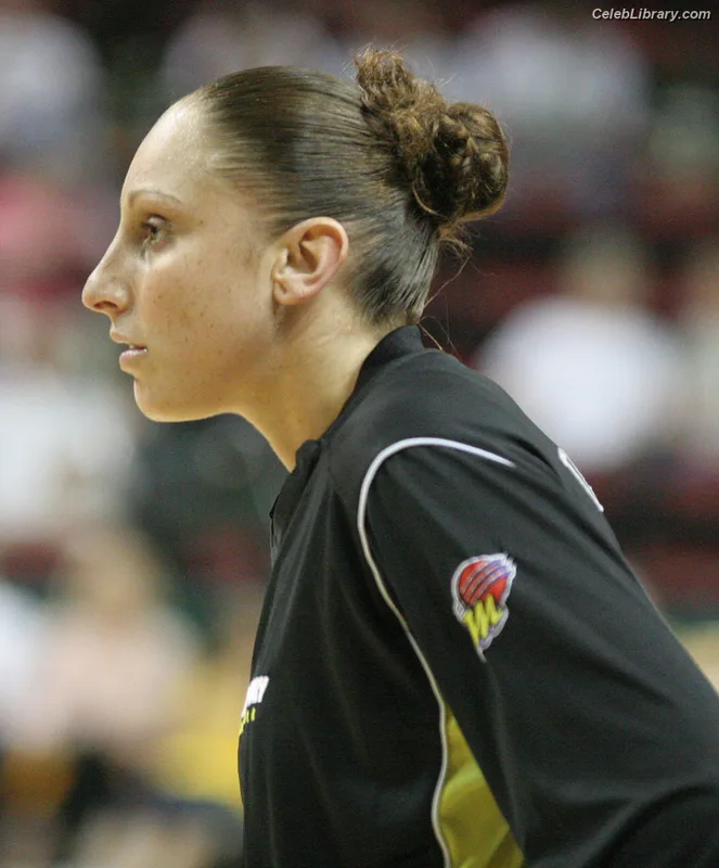 Diana Taurasi photo 15 of 87