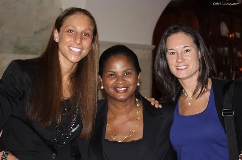 Diana Taurasi photo 2 of 87
