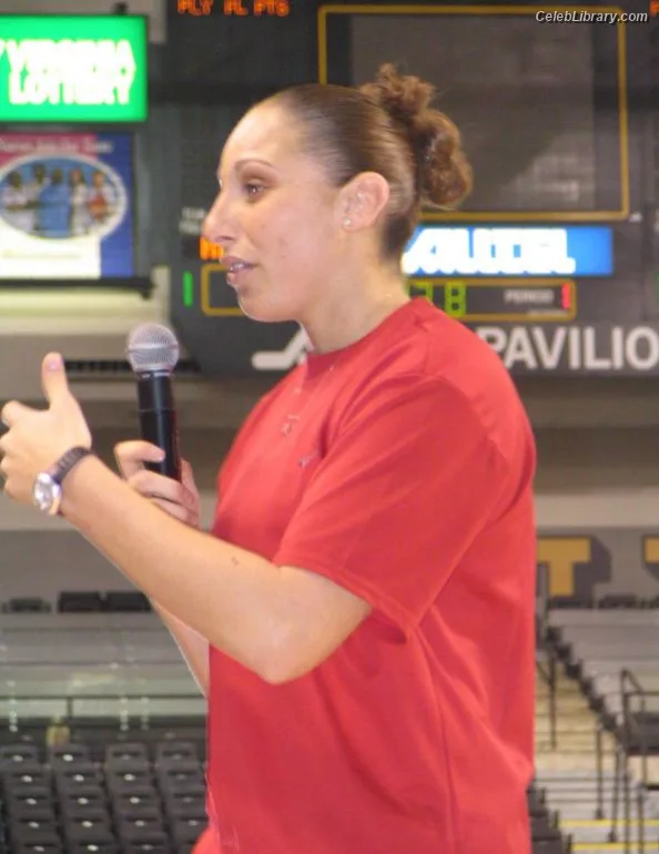 Diana Taurasi photo 4 of 87