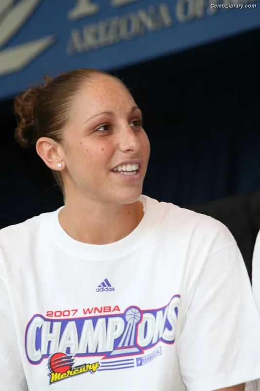 Diana Taurasi photo 23 of 87