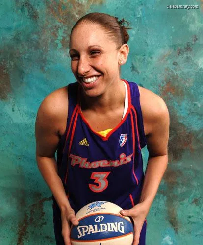 Diana Taurasi photo 7 of 87