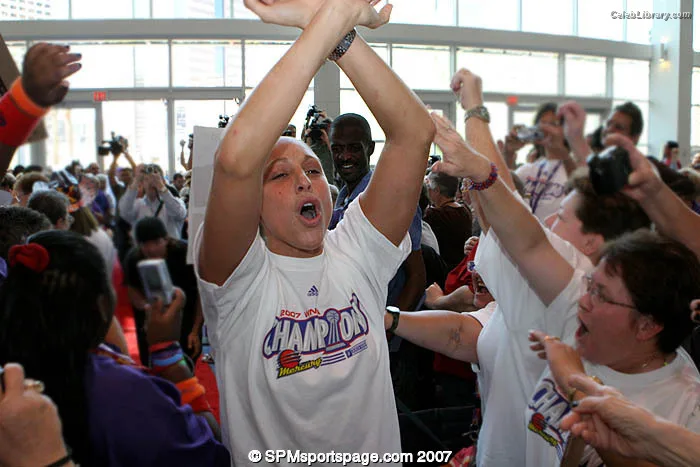 Diana Taurasi photo 17 of 87