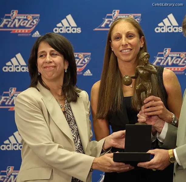 Diana Taurasi photo 24 of 87