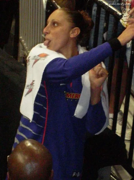 Diana Taurasi photo 3 of 87