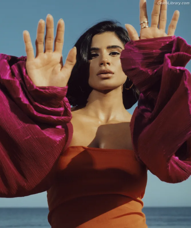 Diane Guerrero photo 12 of 163
