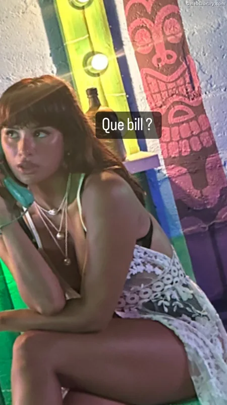 Diane Guerrero photo 7 of 163