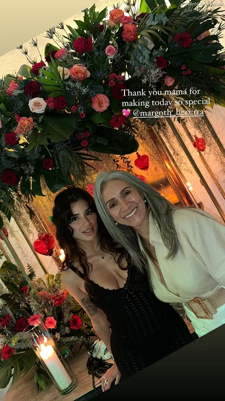 Diane Guerrero photo 16 of 163
