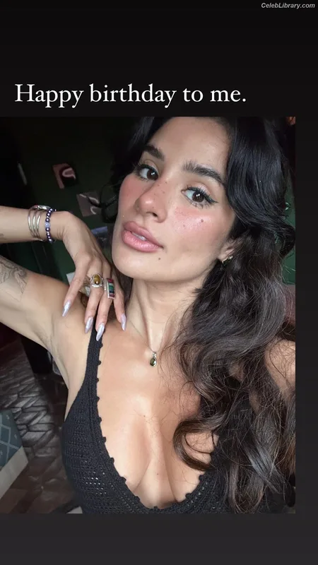 Diane Guerrero photo 17 of 163