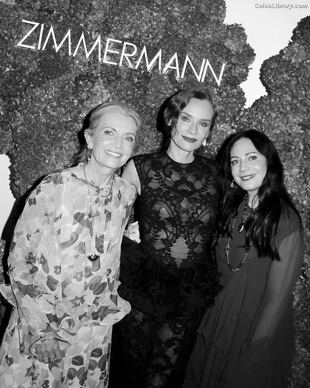 Diane Kruger photo 11 of 133