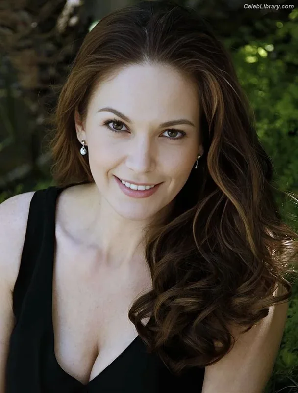 Diane Lane photo 6 of 89